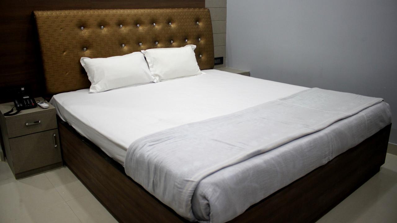 Hotel Shreemoyee Inn - Kamakhya Temple Guwahati Exterior foto